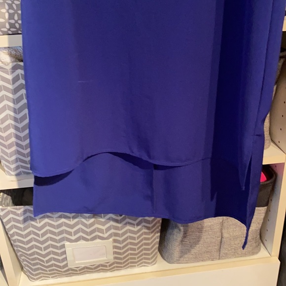 Dress with cutout and sheer mesh. - Picture 3 of 4